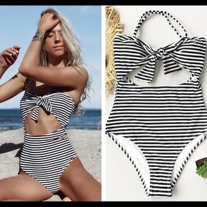 Cupshe swimsuit - never worn!